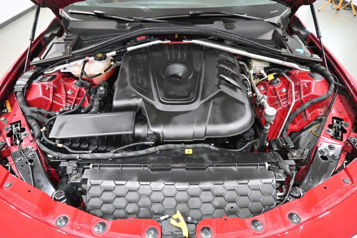 Foto Alfa Romeo GIULIA 7