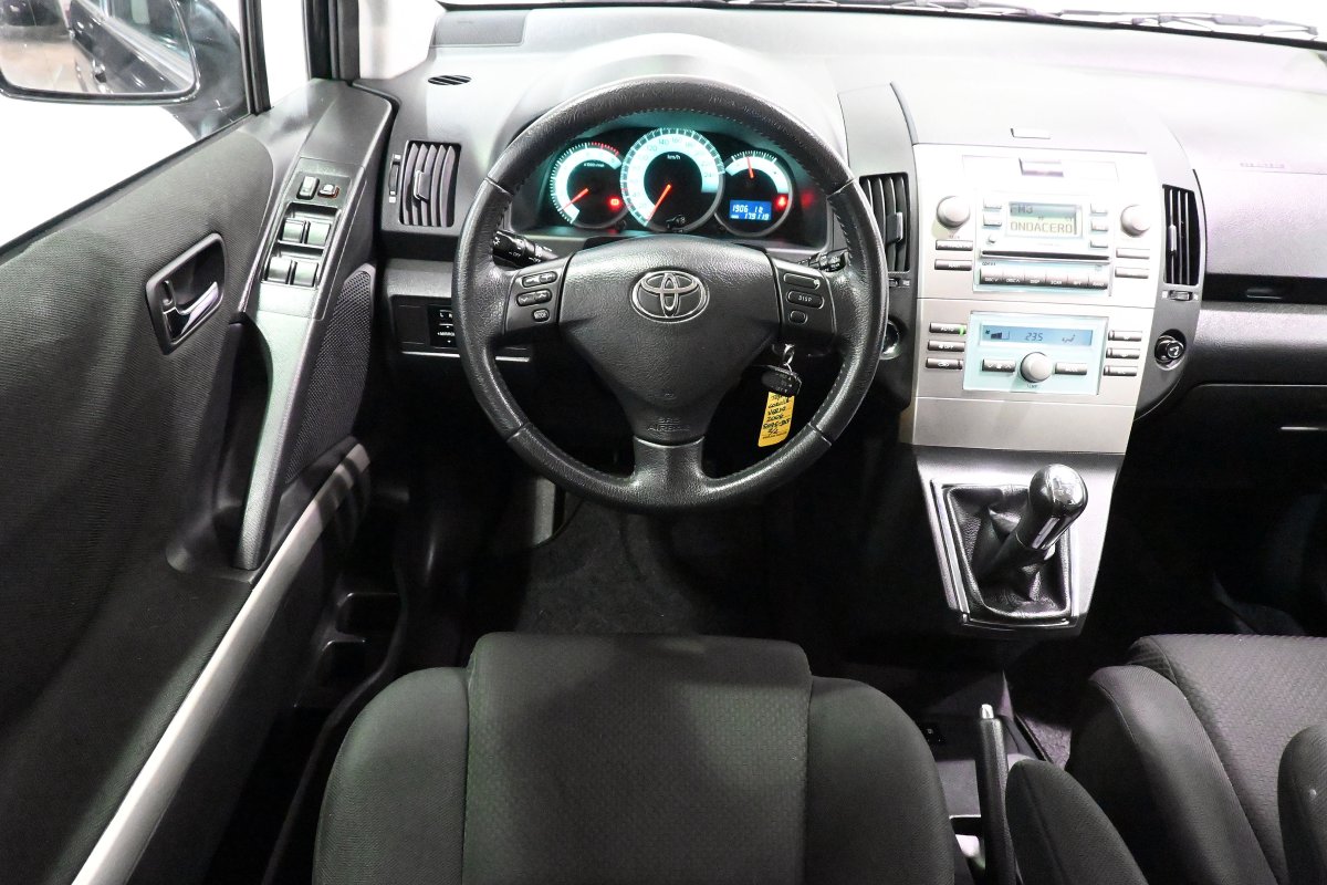 Foto Toyota Corolla 14