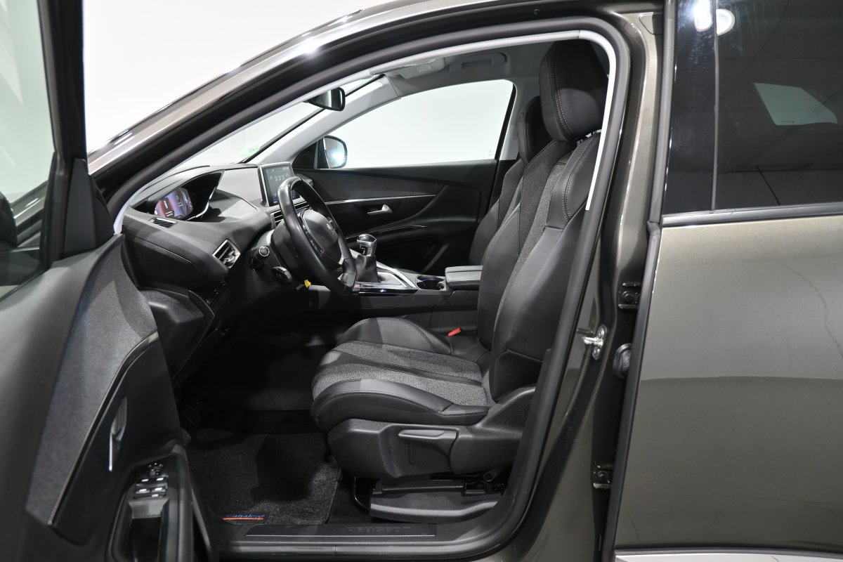 Foto Peugeot 3008 10