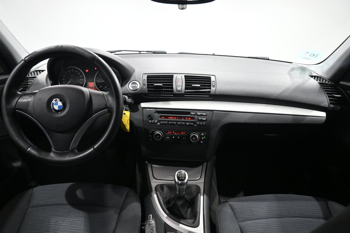 Foto Bmw Serie 1 116i 13