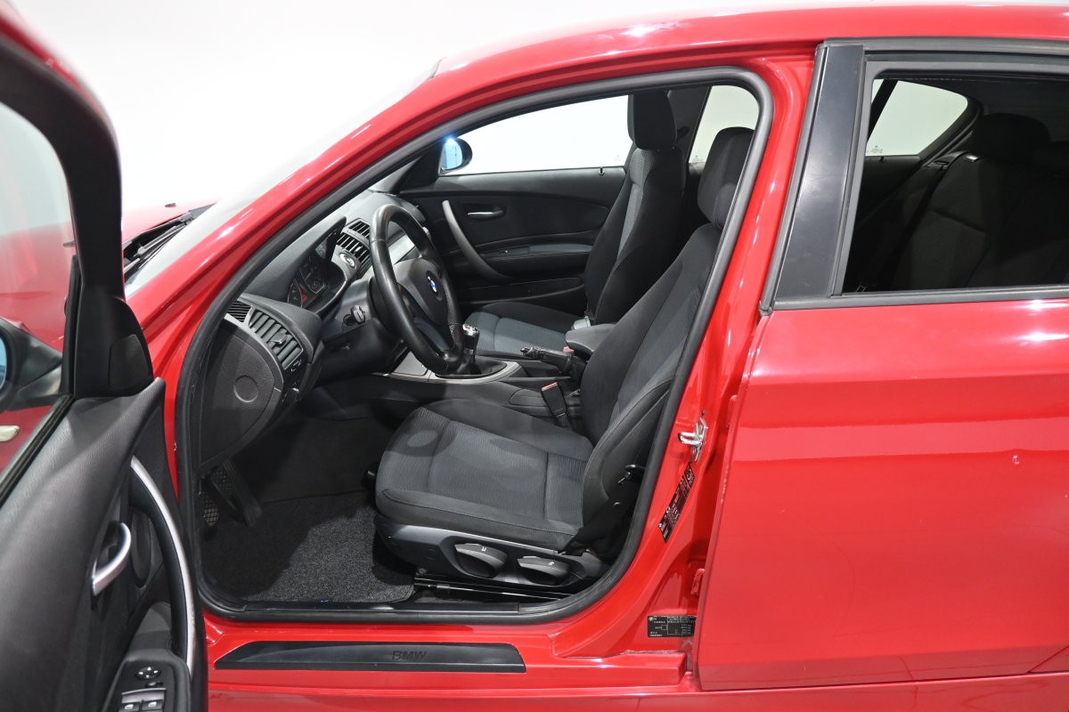 Foto Bmw Serie 1 116i 9