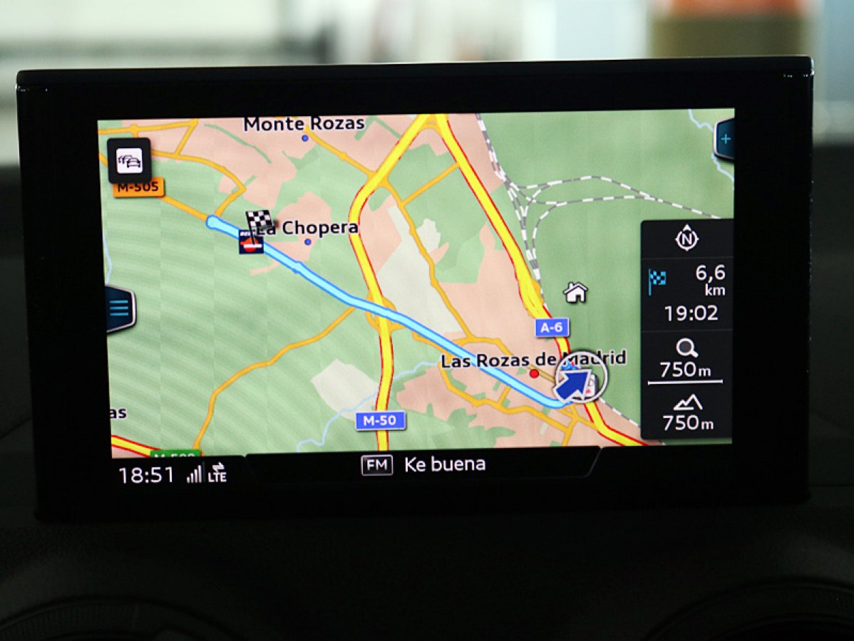 Foto Audi Q2 15