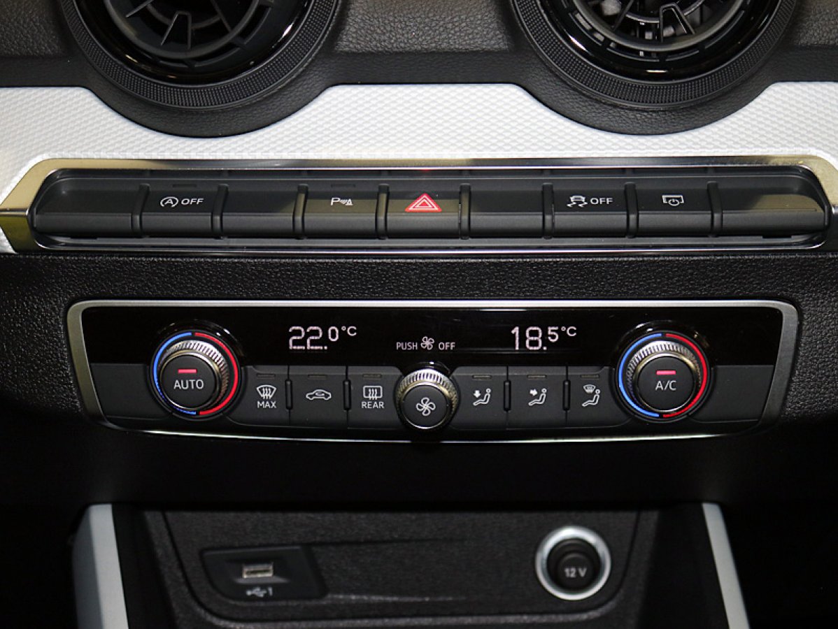 Foto Audi Q2 19