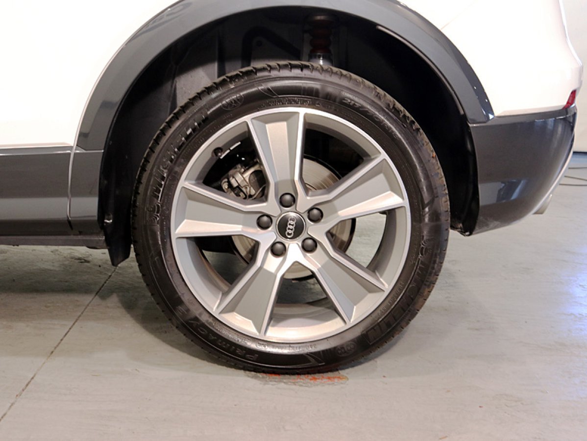 Foto Audi Q2 30