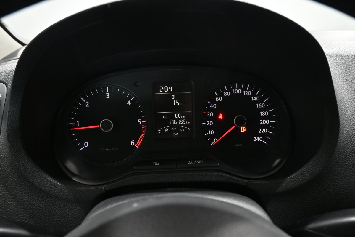 Foto Volkswagen Polo 14