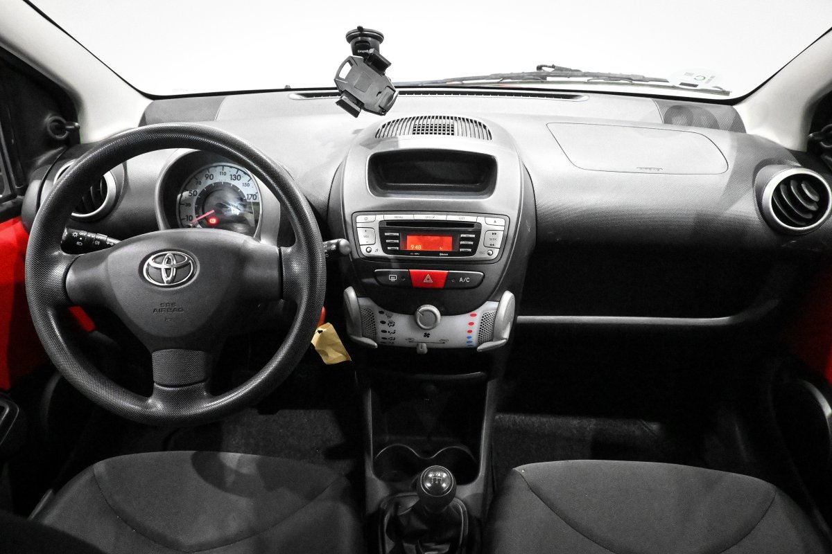 Foto Toyota Aygo 16