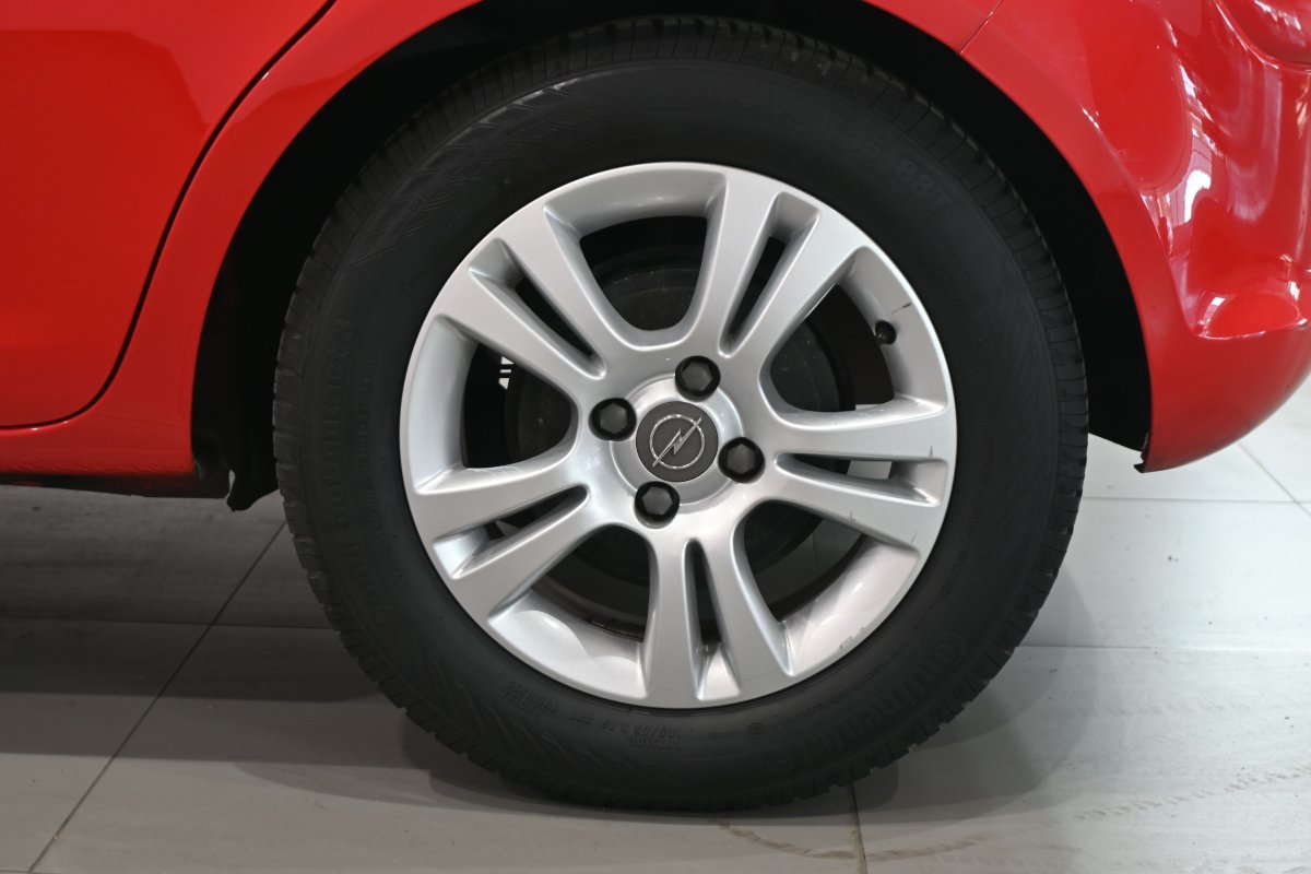 Foto Opel Corsa 26