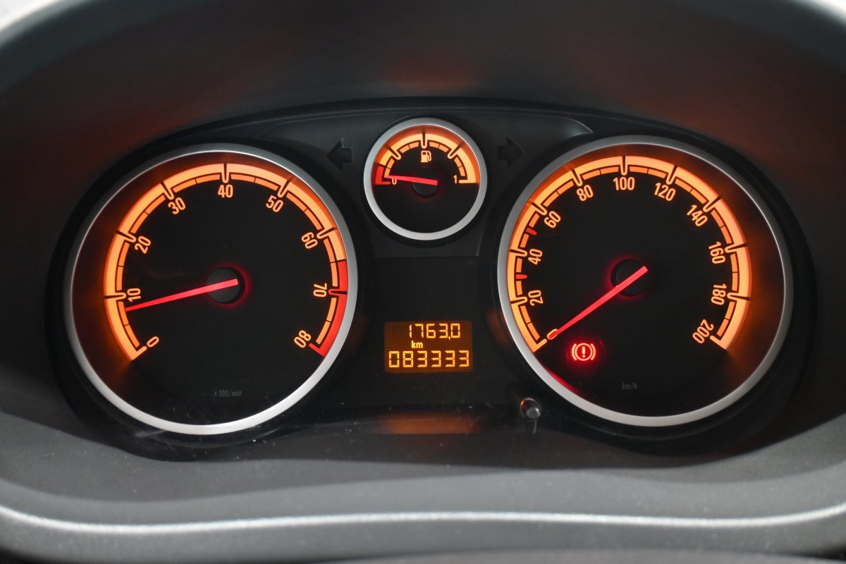 Foto Opel Corsa 13