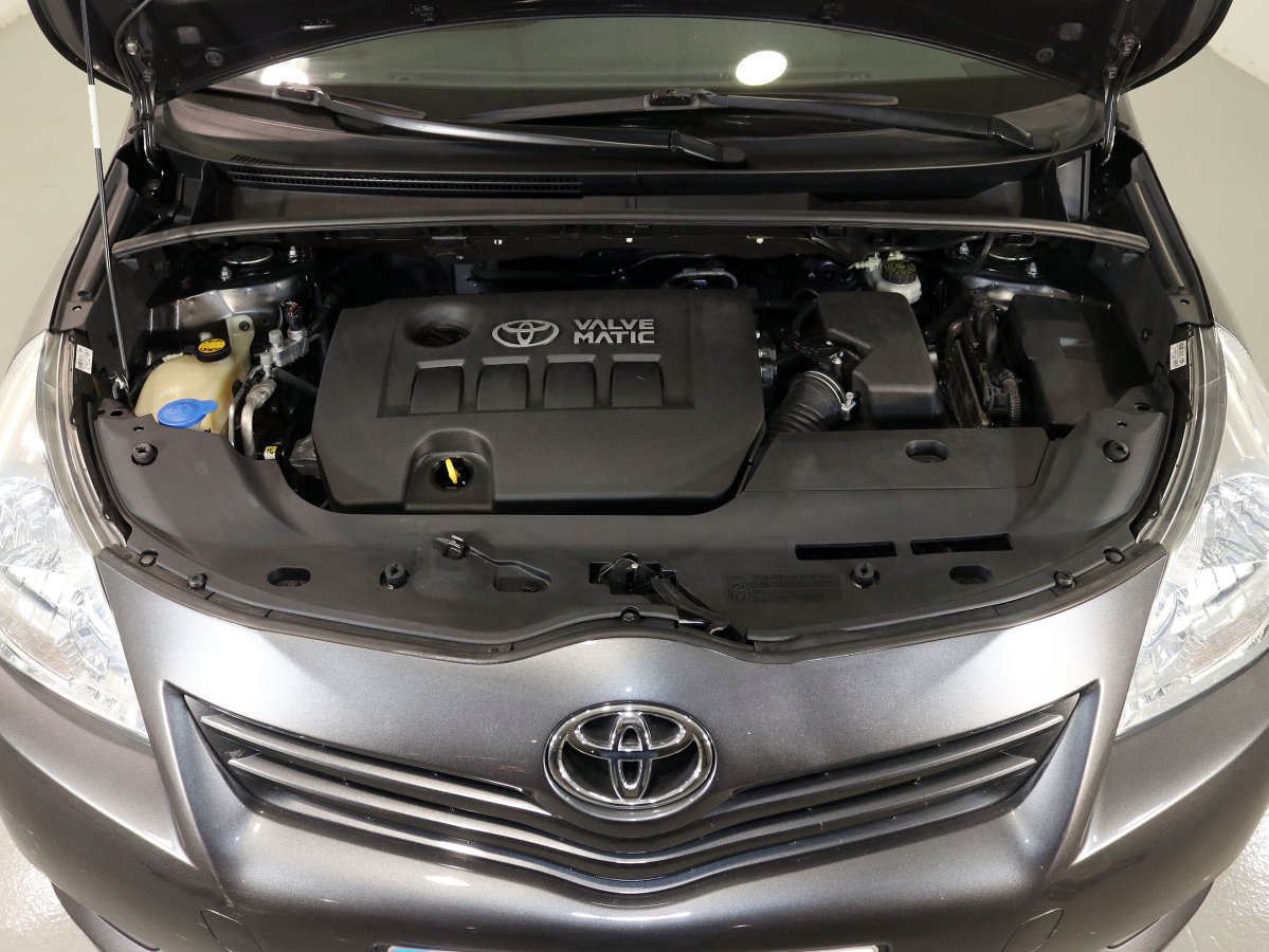 Foto Toyota Verso 7