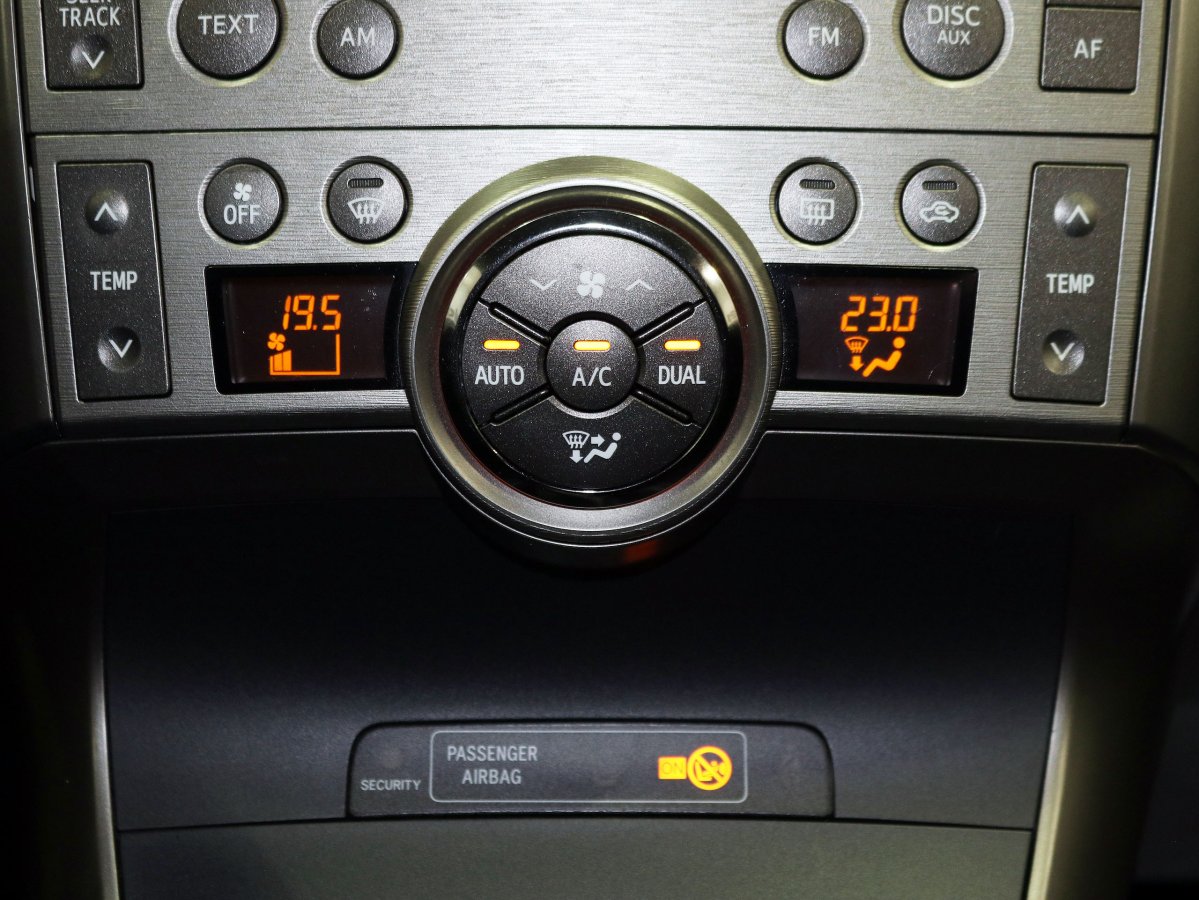 Foto Toyota Verso 14
