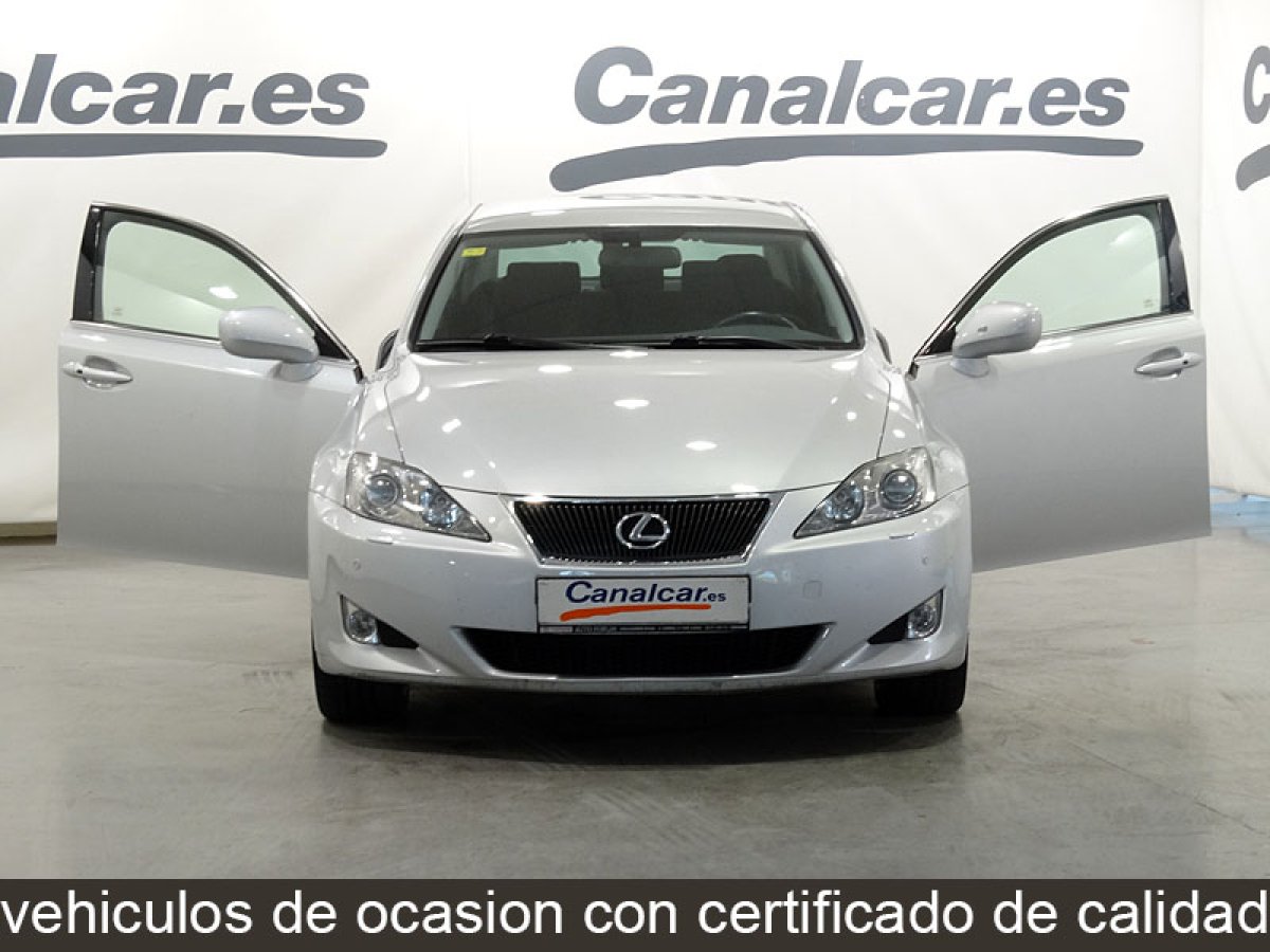 Foto Lexus IS 220d 3