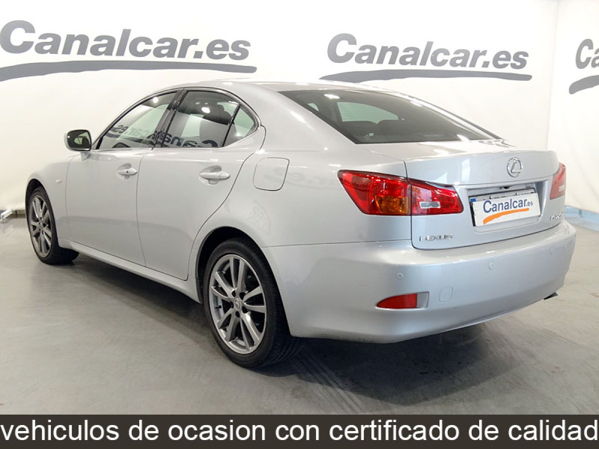 Foto Lexus IS 220d 7