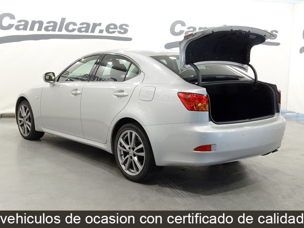 Foto Lexus IS 220d 8