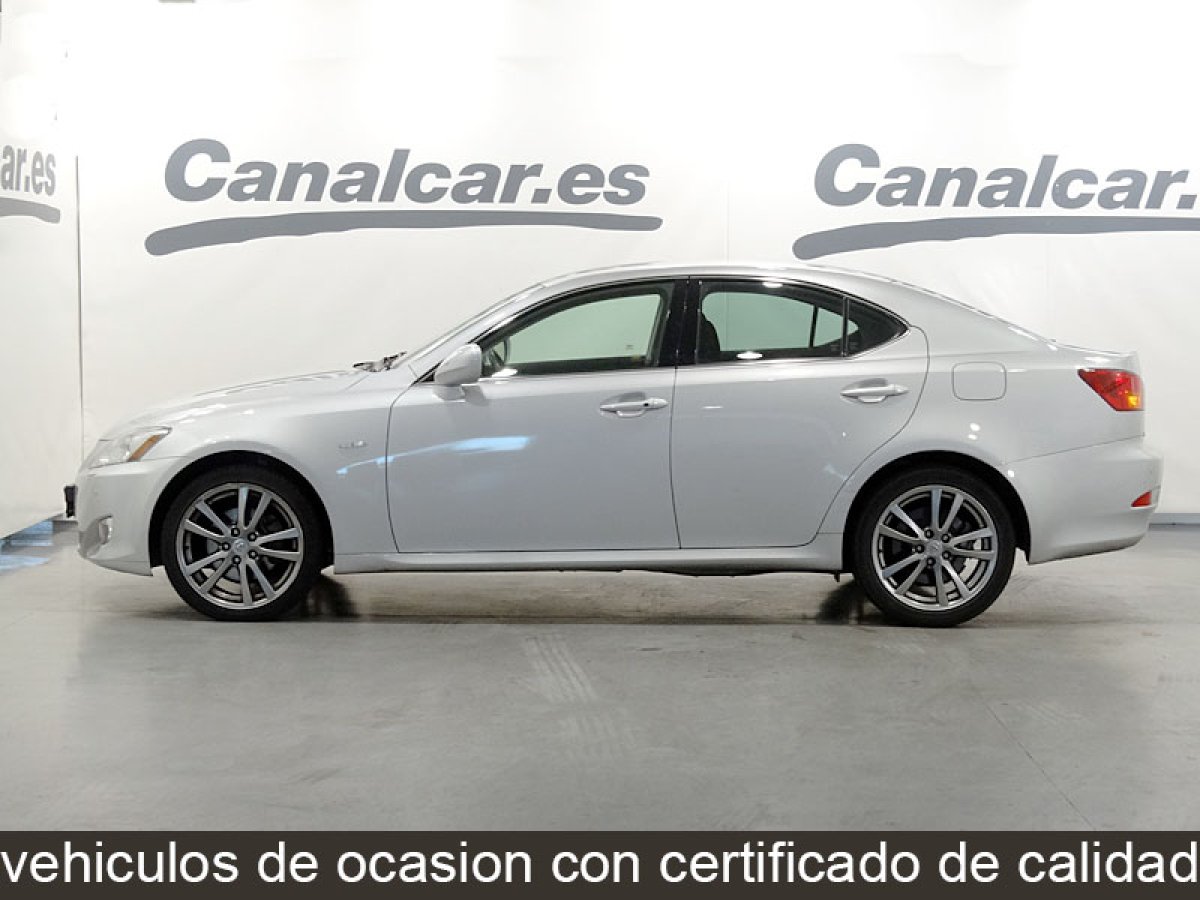 Foto Lexus IS 220d 9