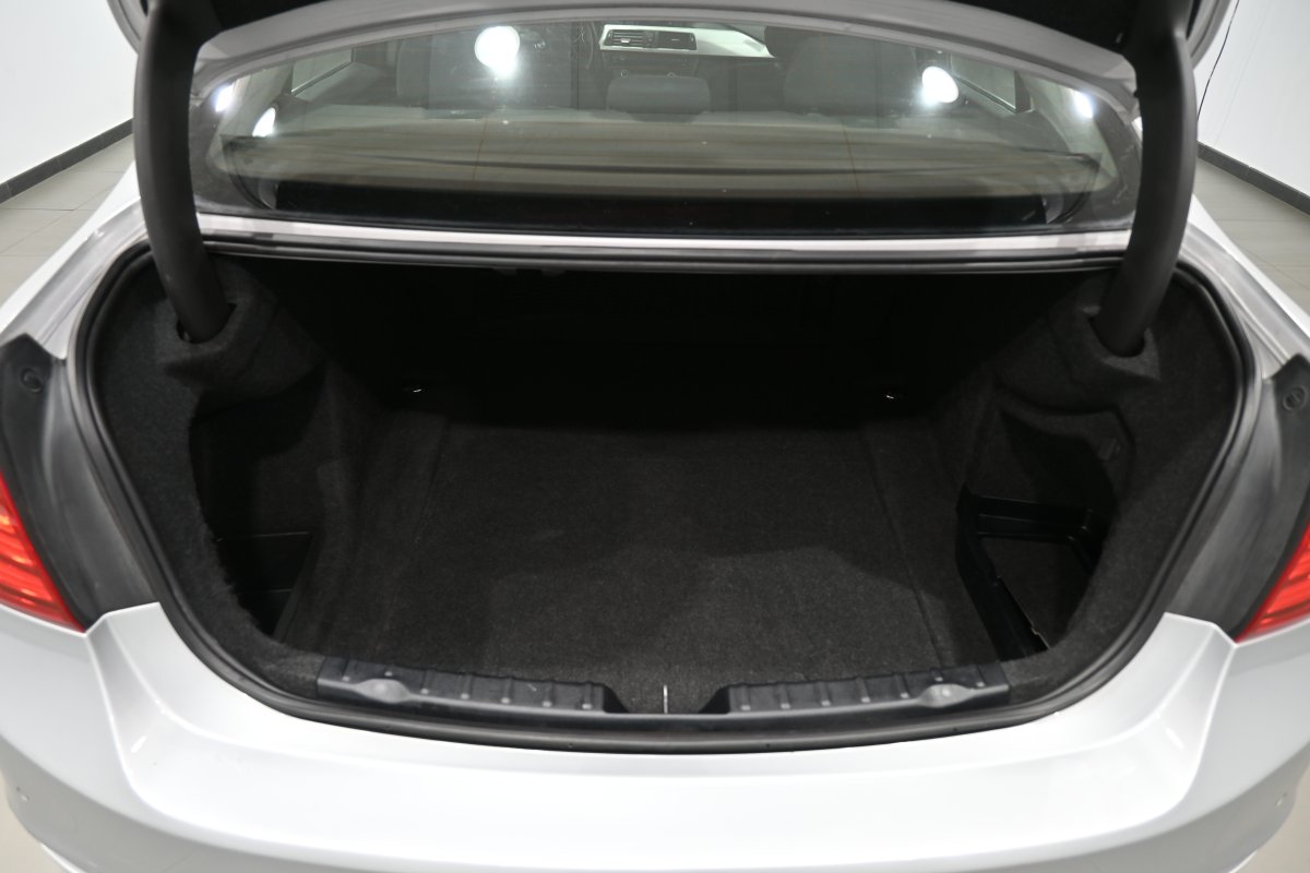 Foto Bmw 318d 8