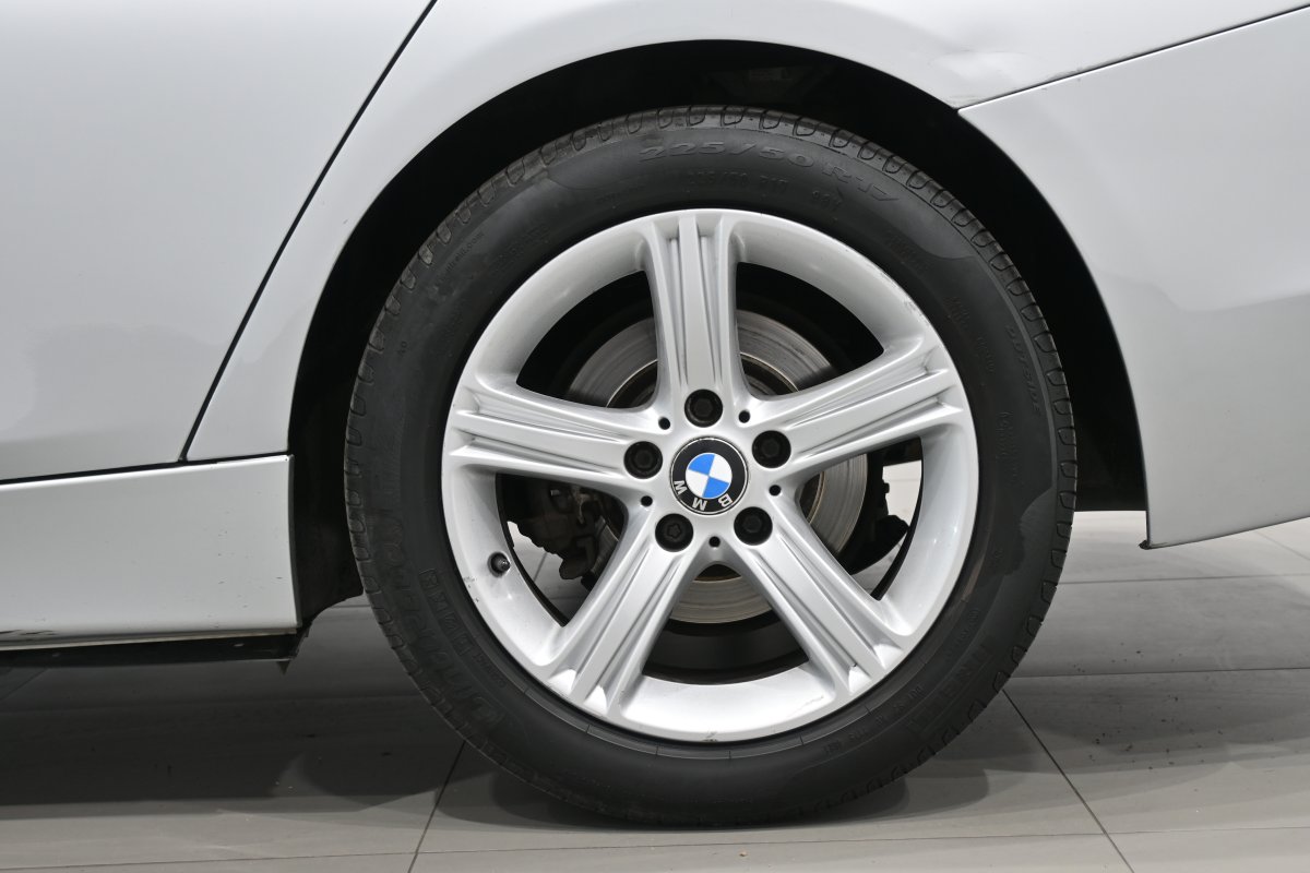 Foto Bmw 318d 26