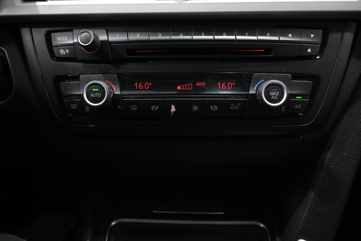 Foto Bmw 318d 16