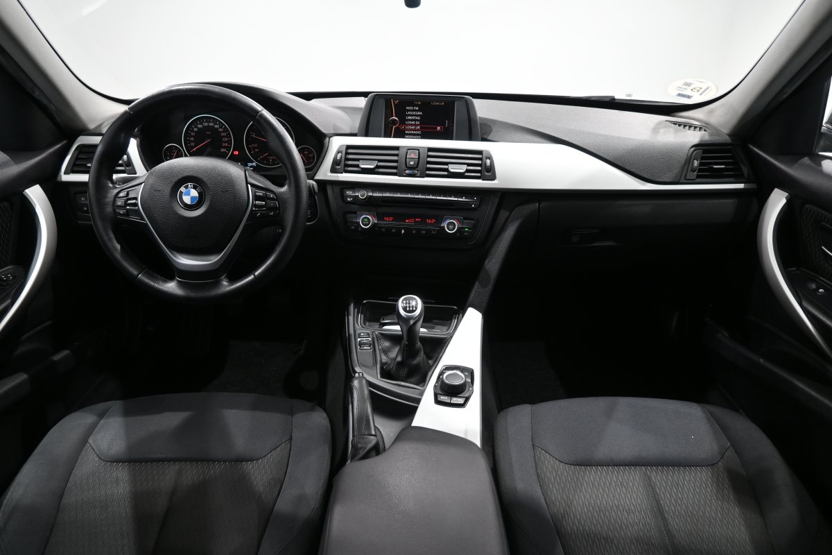 Foto Bmw 318d 18