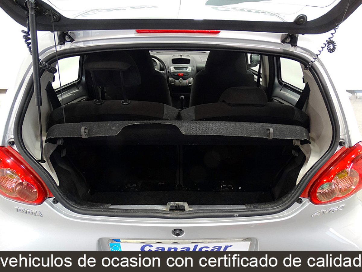 Foto Toyota Aygo 15