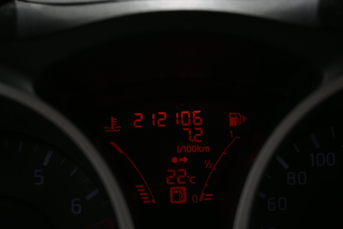 Foto Nissan Juke Acenta 1.6  12