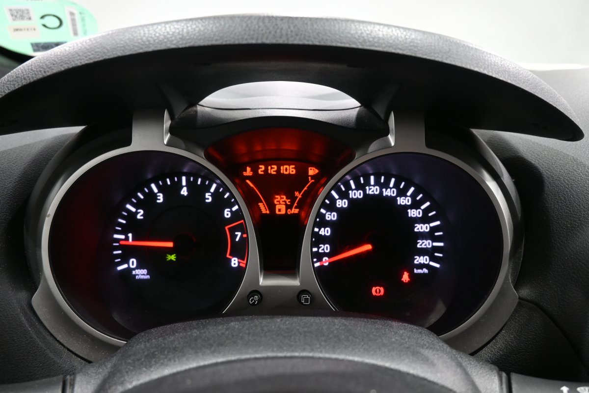 Foto Nissan Juke Acenta 1.6  13