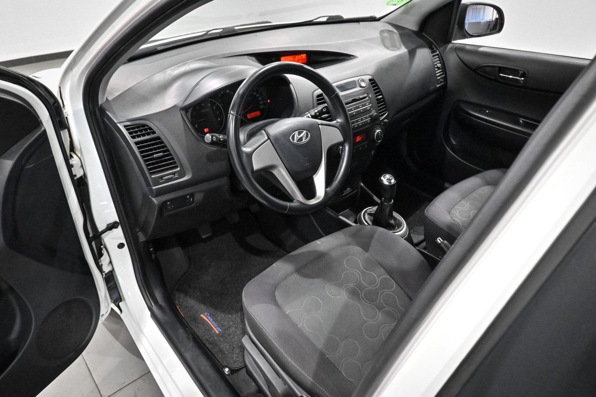 Foto Hyundai i20 9