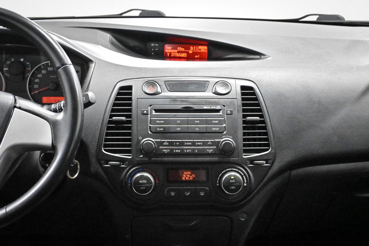 Foto Hyundai i20 14