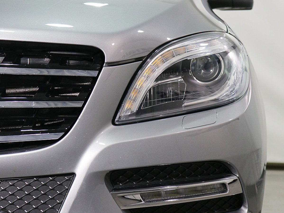 Foto Mercedes-Benz ML 250 12