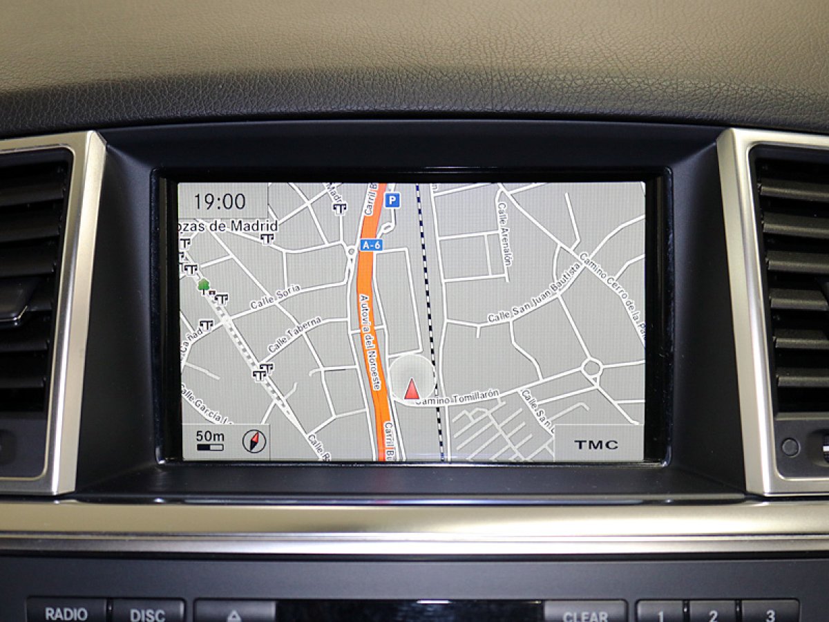 Foto Mercedes-Benz ML 250 21