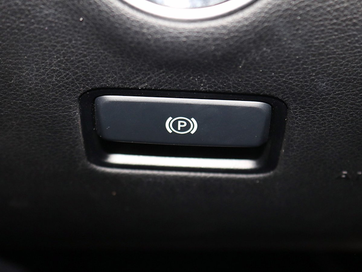 Foto Mercedes-Benz ML 250 31