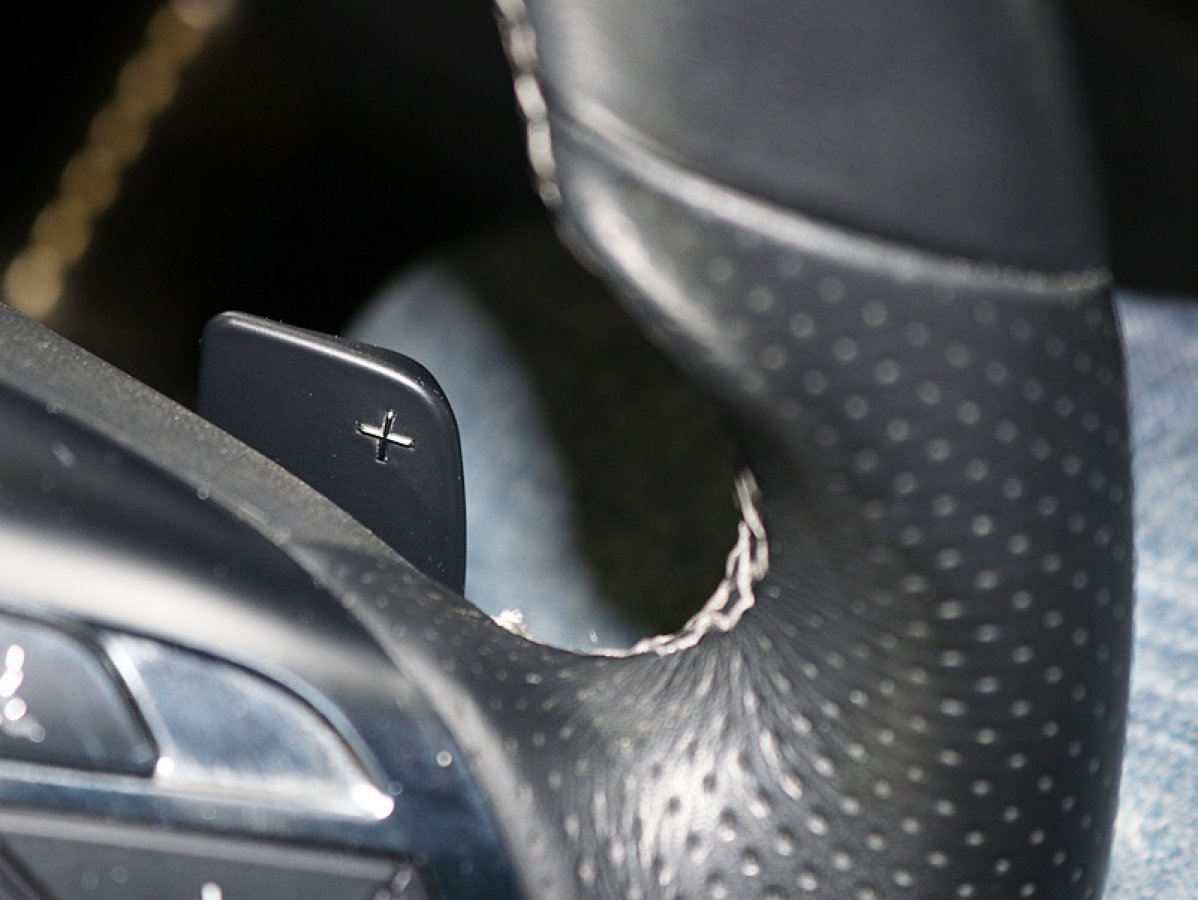 Foto Mercedes-Benz ML 250 35