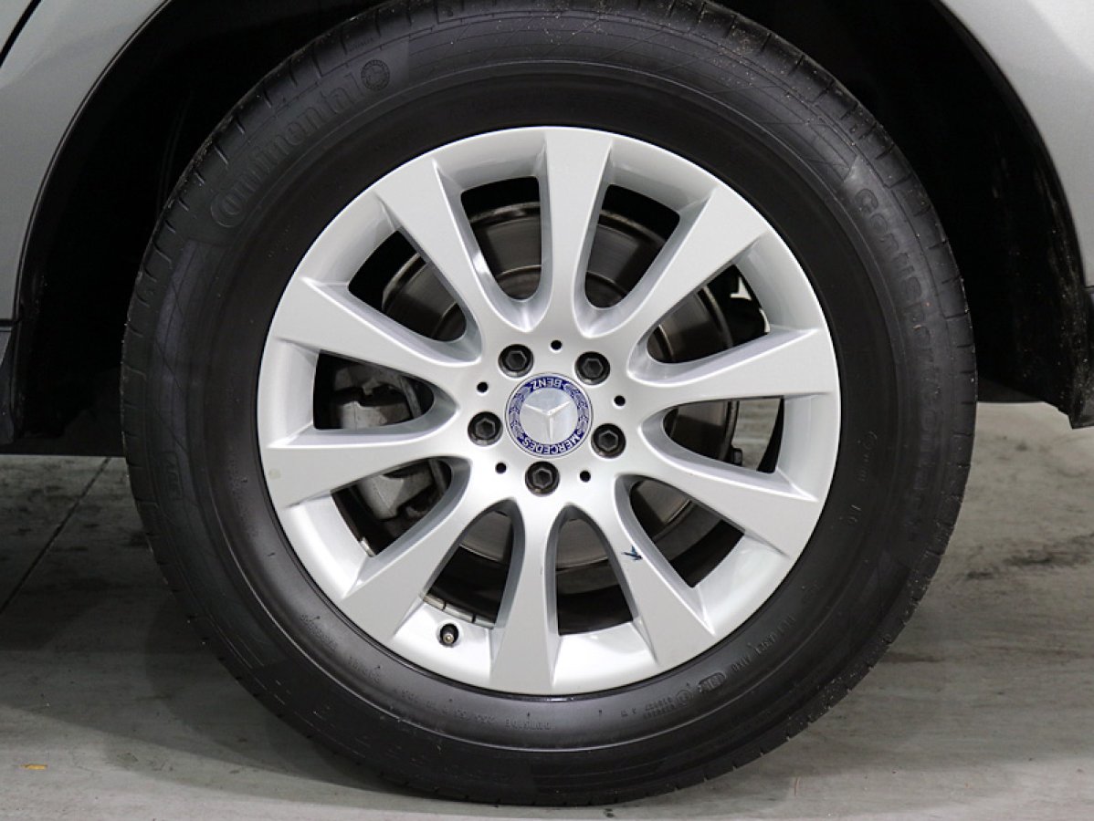 Foto Mercedes-Benz ML 250 40