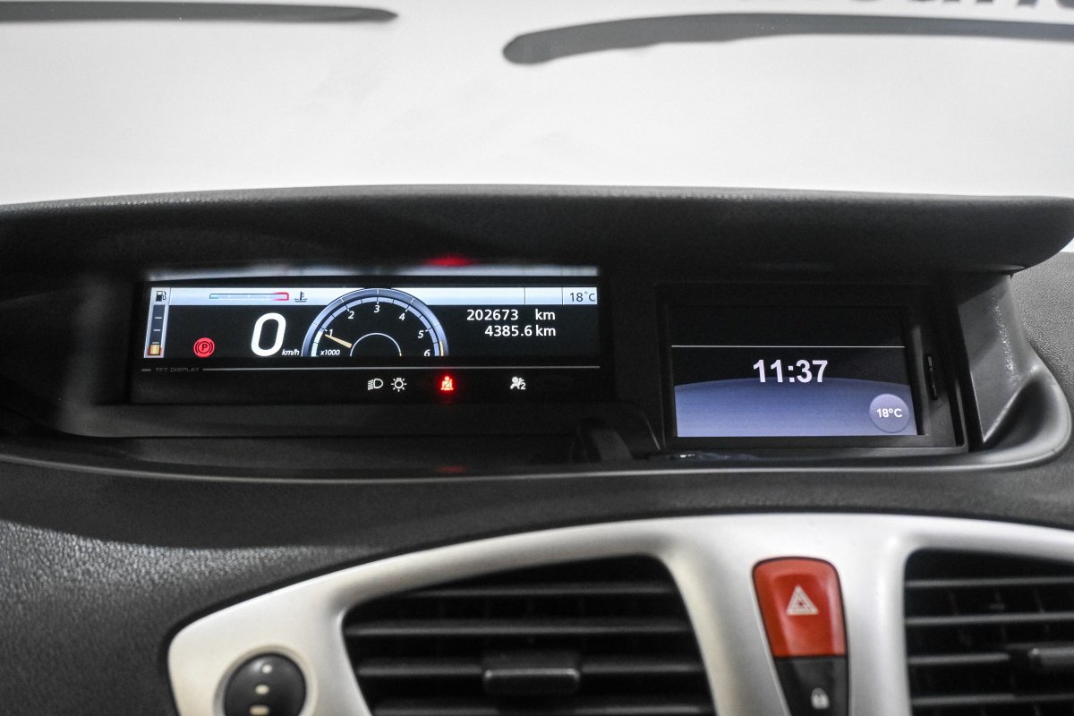 Foto Renault Grand 14