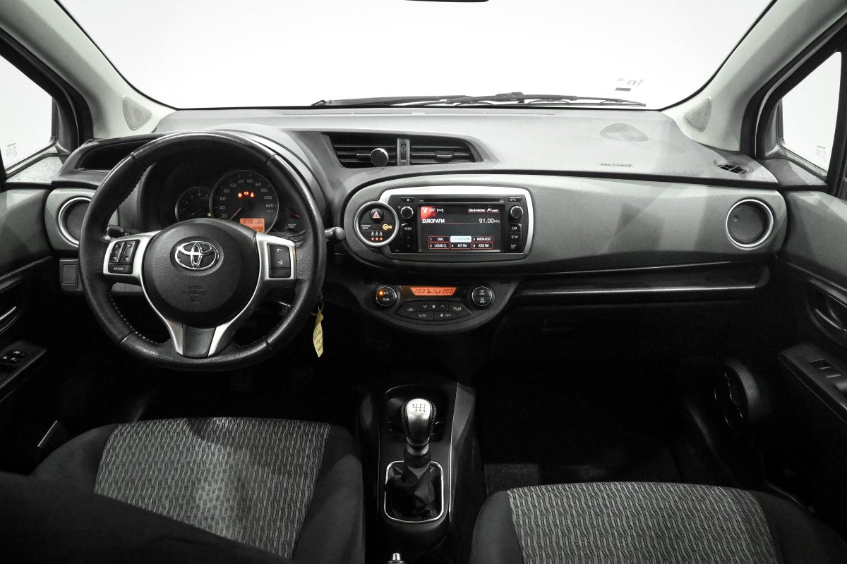 Foto Toyota Yaris 20