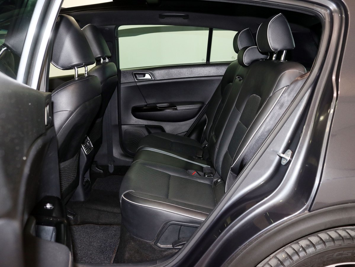 Foto Kia Sportage 15