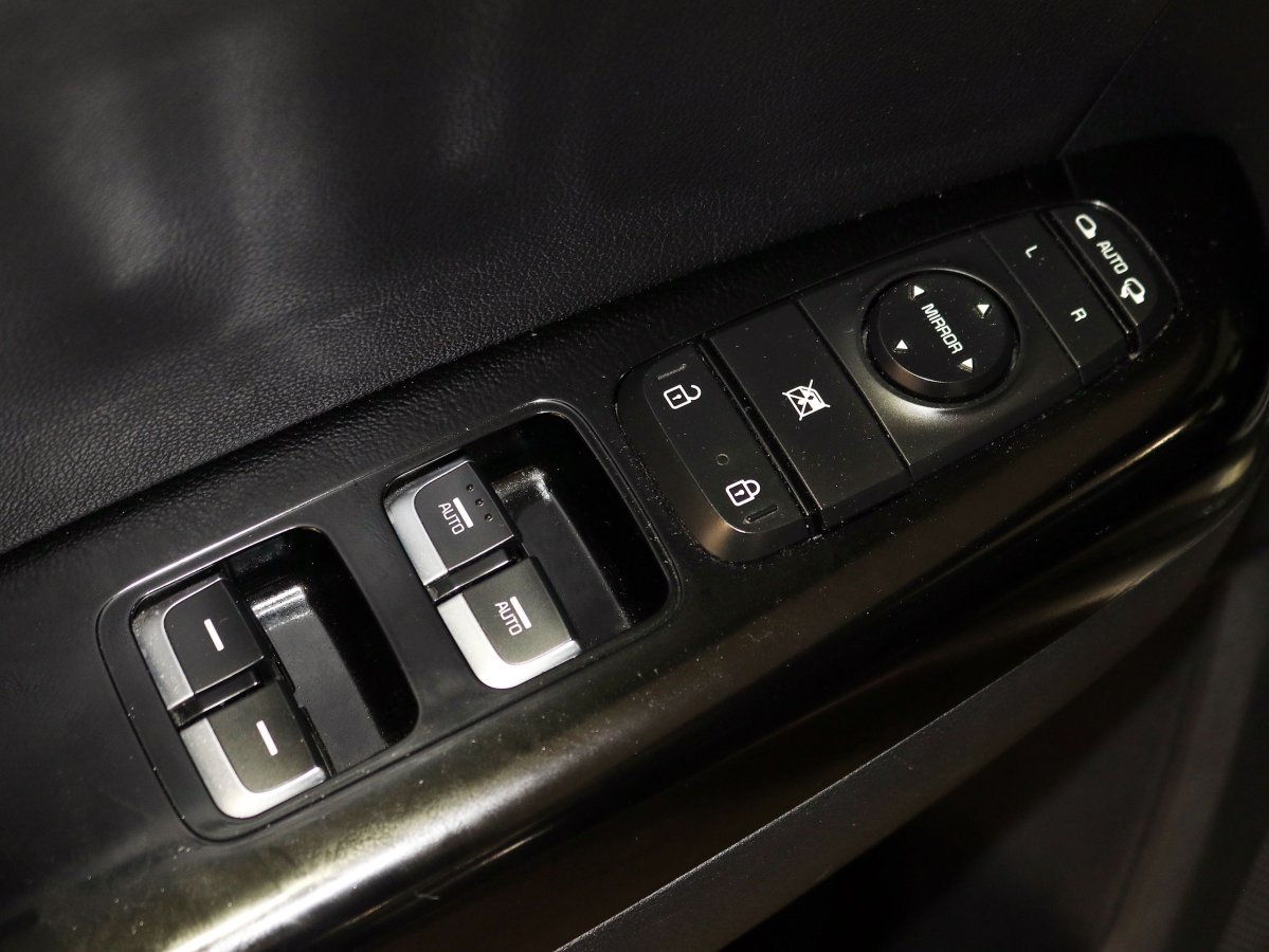 Foto Kia Sportage 28