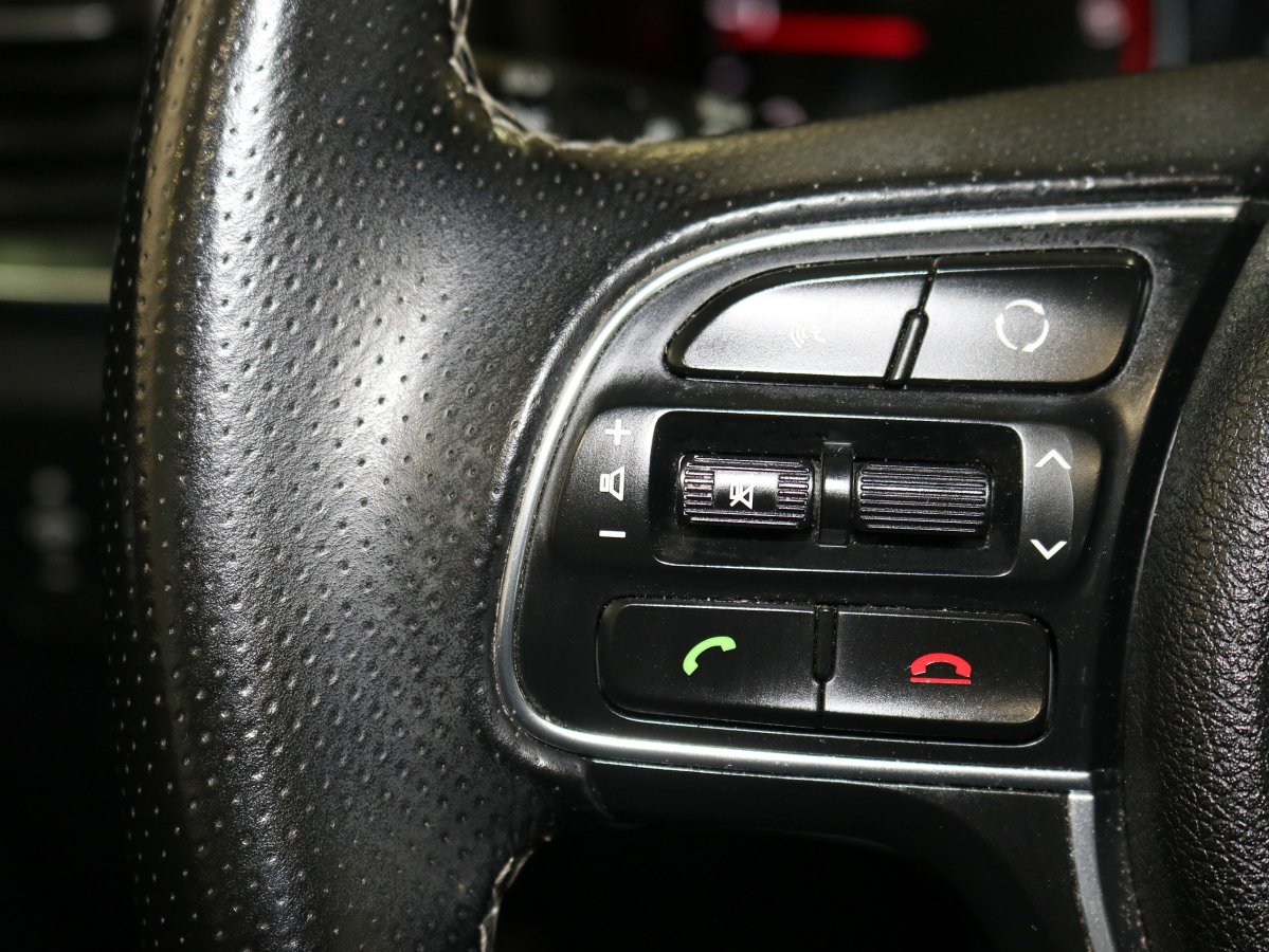 Foto Kia Sportage 35