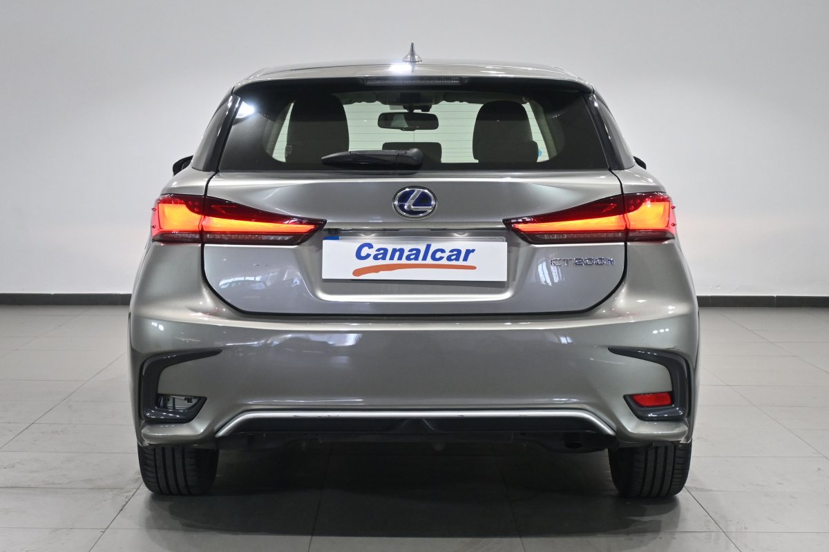 Foto Lexus CT 5
