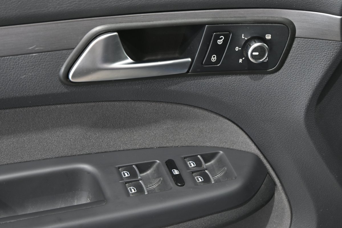 Foto Volkswagen Touran 28