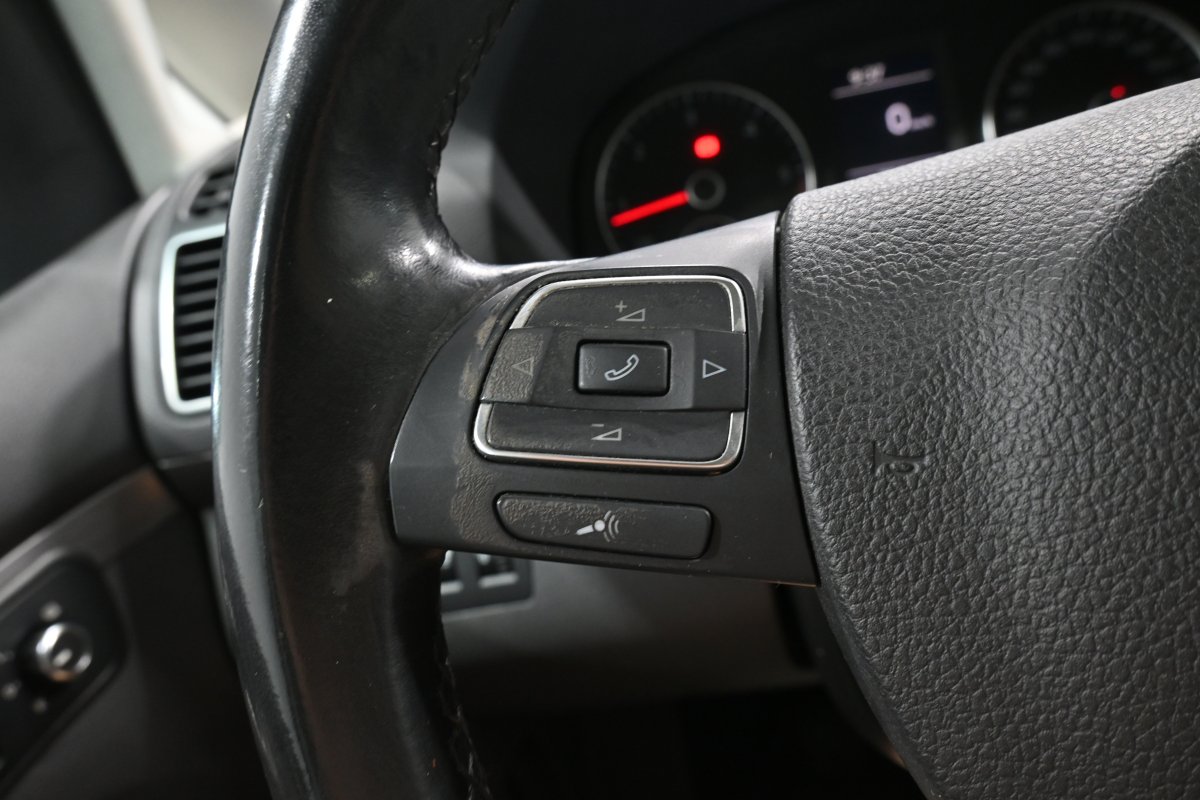 Foto Volkswagen Touran 24