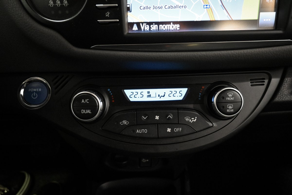 Foto Toyota Yaris 21