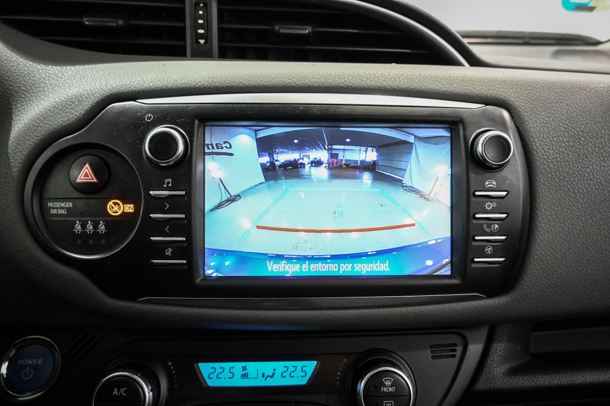 Foto Toyota Yaris 20