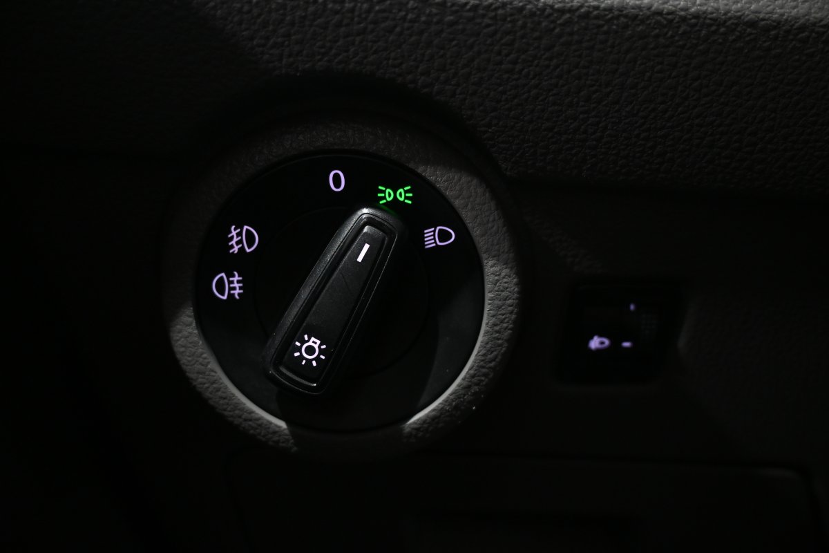 Foto Volkswagen VOLKSWAGEN 27