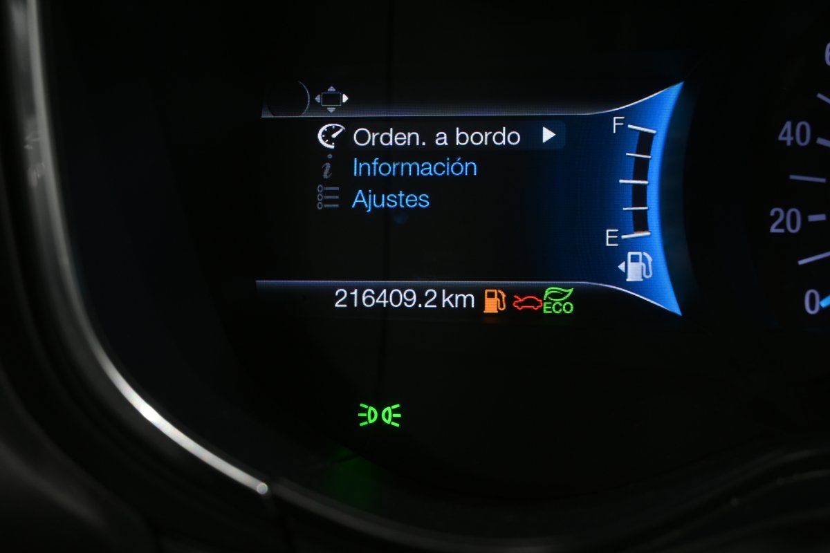 Foto Ford Mondeo 13