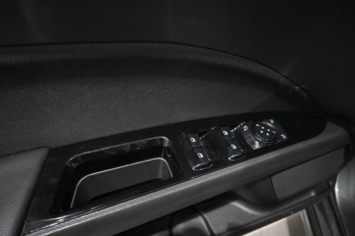 Foto Ford Mondeo 25