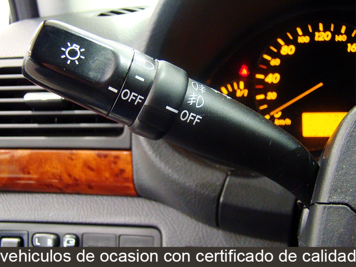 Foto Toyota Avensis 33