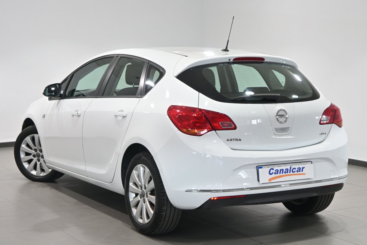 Foto Opel Astra 6