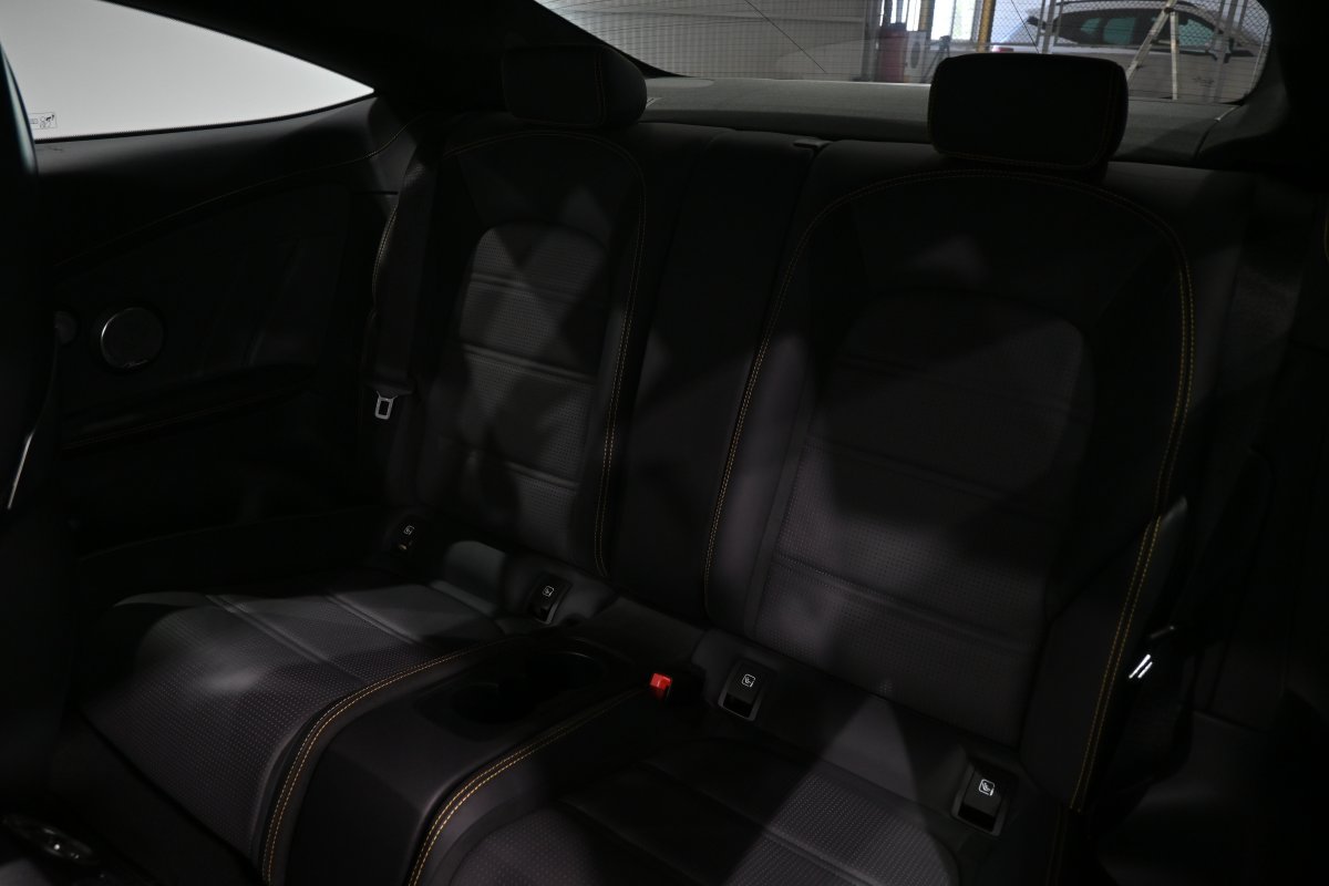 Foto Mercedes-Benz C 12