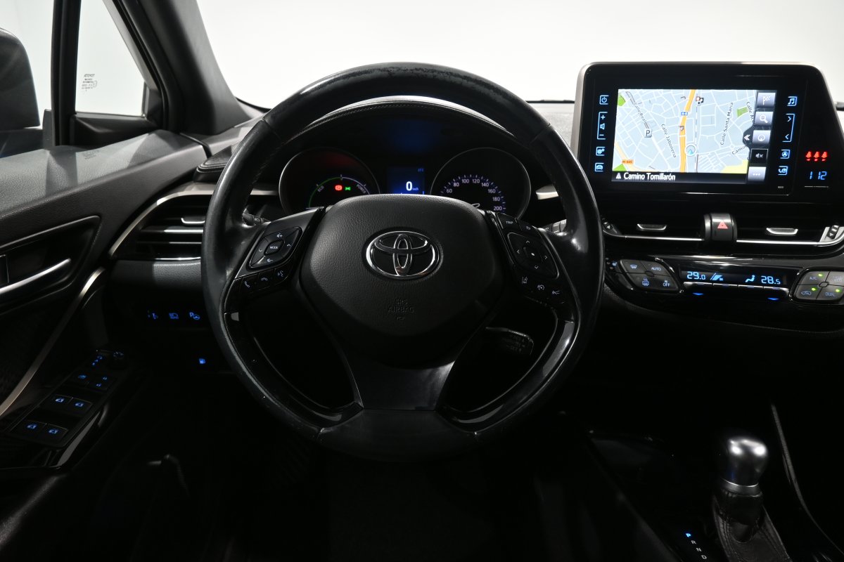 Foto Toyota C-HR 19