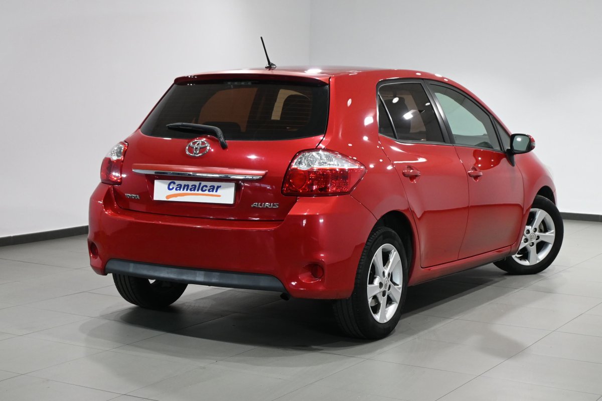 Foto Toyota Auris 4